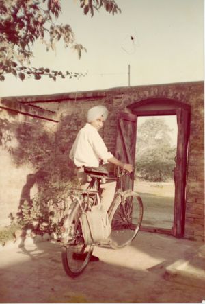 Heading Off to School, Punjab, 1975.  Courtesy of the Kang Family.