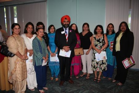 Group Photo, Dr Kang Won the Unsung Hero Award From the KVIE/PBS TV Station in Sacramento, 2006.  Courtesy of the Kang Family.